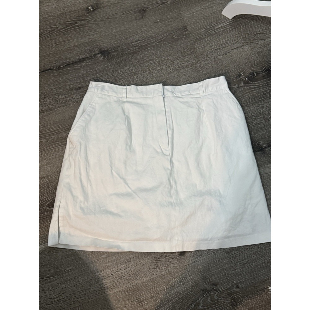Larry Levine Woman Stretch White Skort Elastic Stretch Waist Zip Clasp Pkts 16W